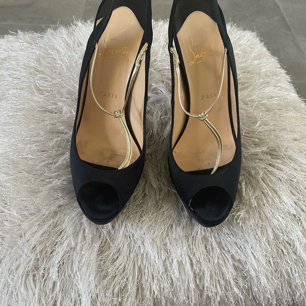 Vintage Authentic Christian Louboutin Satin Slingback 6”Heel 1” platform Size 40